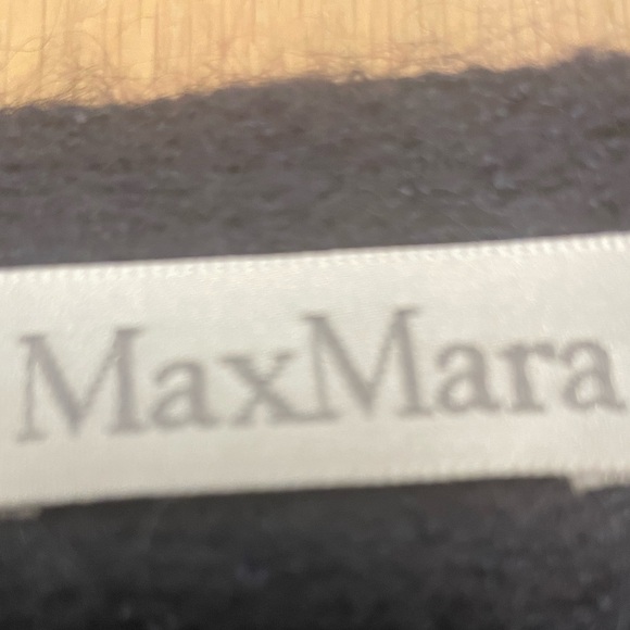 ⬇️Price Drop⬇️NWOT Max Mara full wrap mohair maxi fully lined skirt - Picture 5 of 5